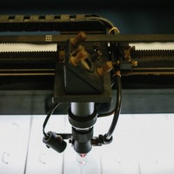 Decoupe-laser-fabrication-numerique-make-it-marseille - studiolartisan8