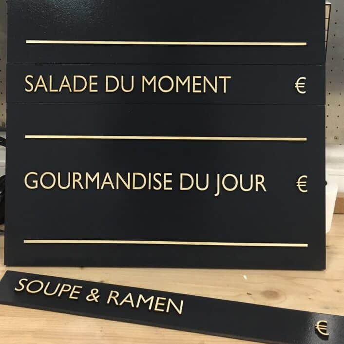 Accessoires et mobilier de restauration, production sur mesure, menus réutilisables, SPOK