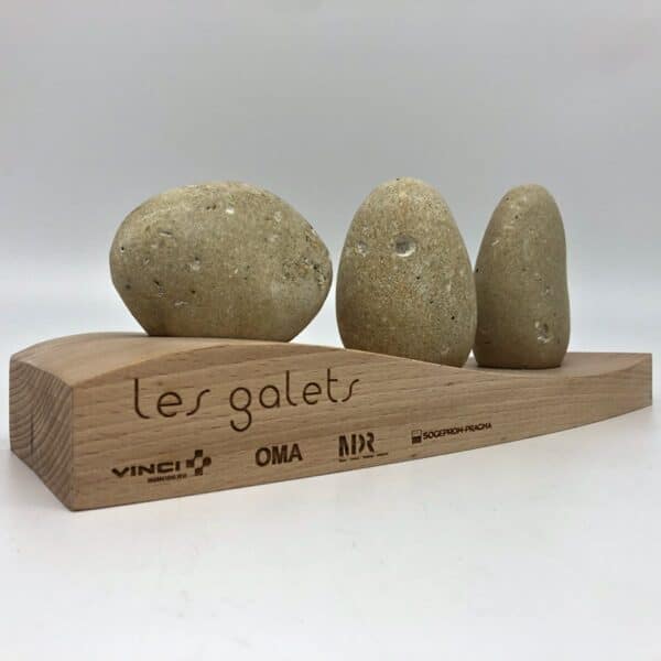 fabrication-socle-durable-de-presentation-projet-immobilier-artkom-make-it-marseille